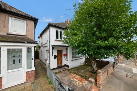Beresford Avenue, Hanwell, W7