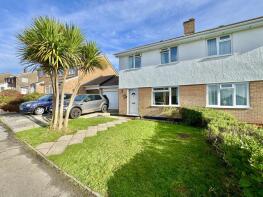 14, Bosvean Road, Truro TR4 9DX