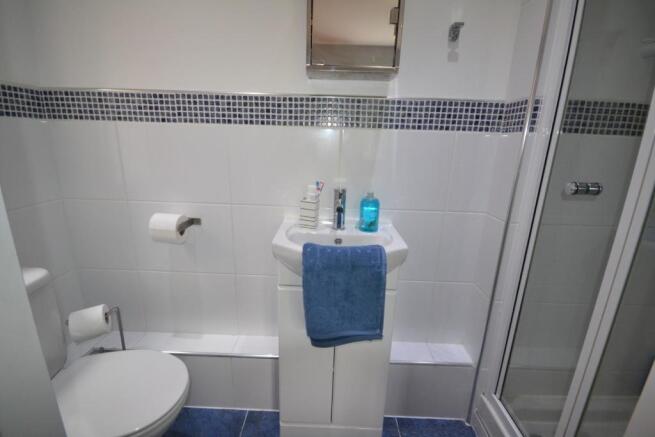 EN SUITE