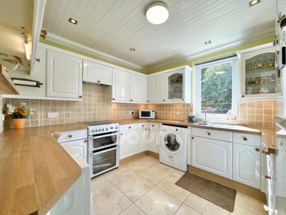 NETHERHILL ROAD, PAISLEY KITCHEN