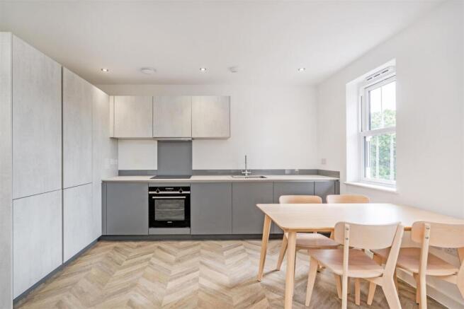 Apartment 9 Carlton Lodge_3.jpg