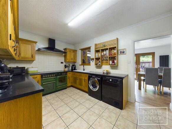 Kitchen/Breakfast Room