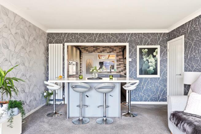 2 bed Semi-Detached Bungalow for sale Image 7