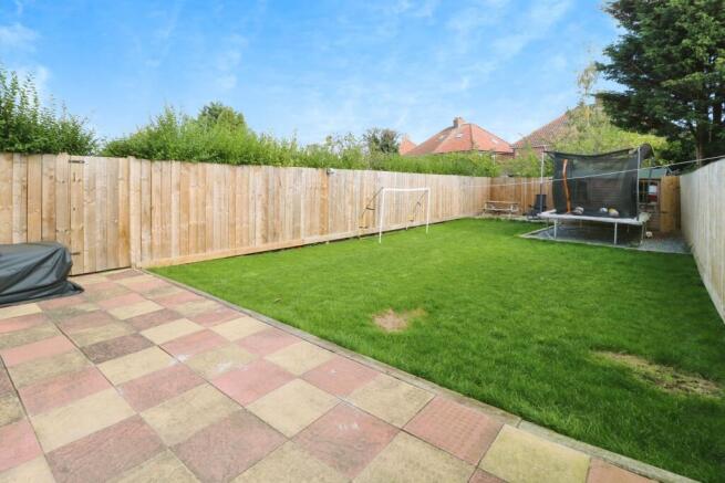 3 bed Terraced for sale Image 12
