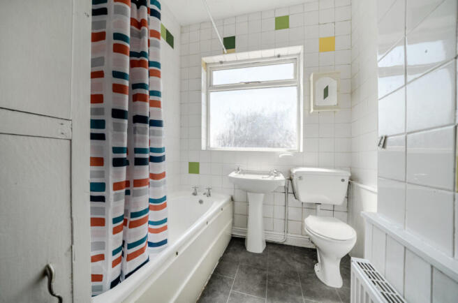 2 bed Terraced for sale Image 10