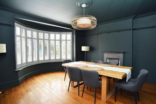 4 bed Semi-Detached for sale Image 7