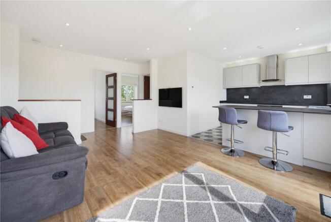 Glan Y Nant Road, Whitchurch, Cardiff, South Glamorgan, CF14 photo 4
