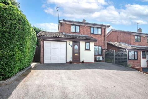 Oakham Close, Oakenshaw South, Redditch, B98 7YQ
