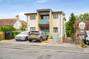 Flat 5, 115 Bartlett House, Kennington Road, Kennington, Oxford OX1 5PE
