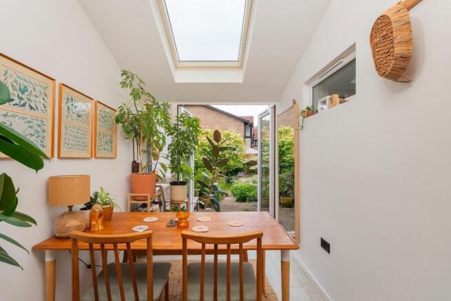 G4F4FREV - Dining Area E.jpg