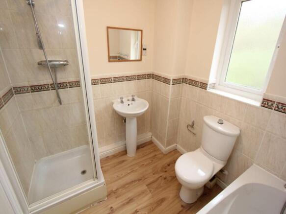Bathroom WC Shower i