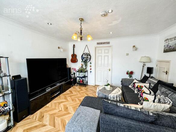Stowmarket Close, Lower Earley, RG6 photo 4