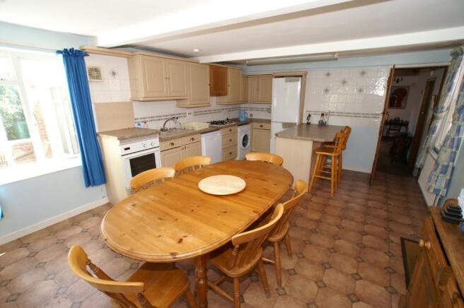 Kitchen/Breakfast Rm