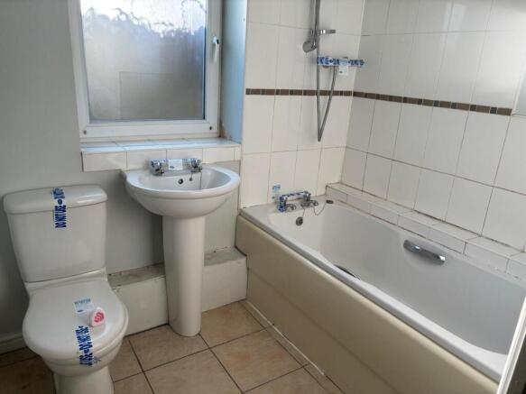 1 bed Flat for sale Image 6