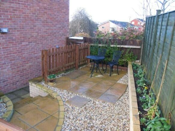Rear Garden Pic 4