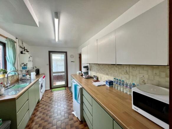 kitchenother.jpg