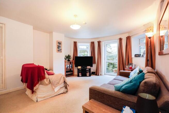1 bed Flat for sale Image 5