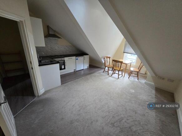 Open Plan Kitchen & Lounge