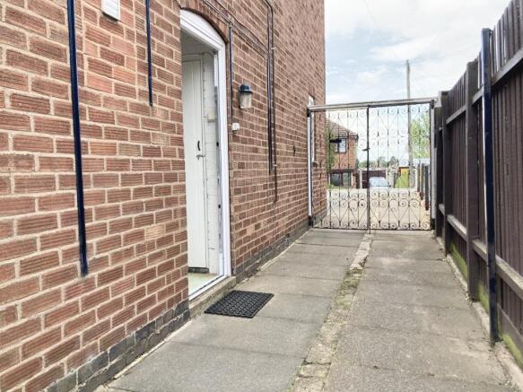 Side Driveway