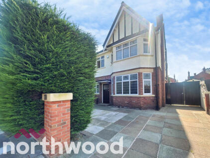 Grange Avenue, Southport, PR9