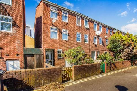 Carlisle Walk, London, E8