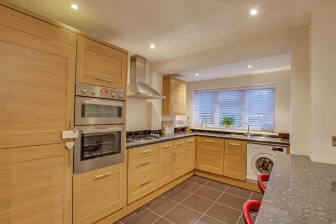 Fitted Kitchen