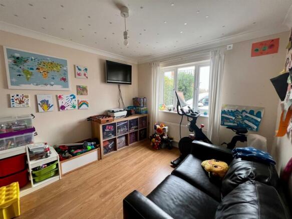 Sitting Room.jpg