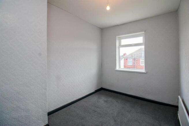 3 bed Terraced for sale Image 5