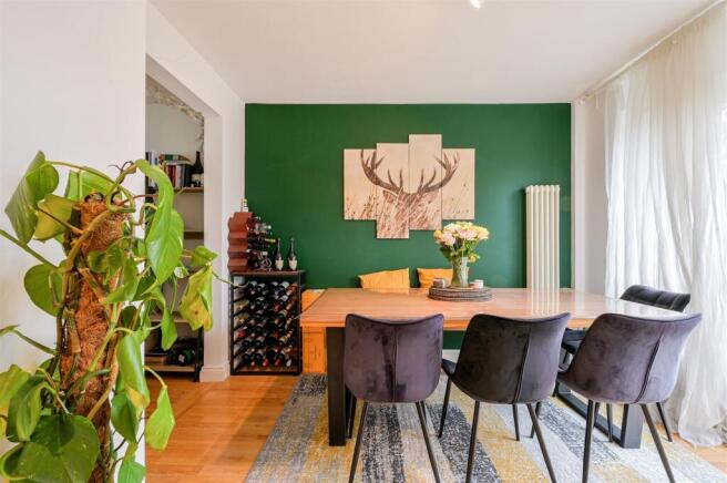 LAXTON GARDEN(2).jpg