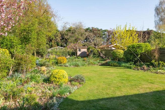 GARDEN-9.jpg
