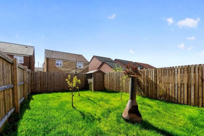3 bed Semi-Detached for sale Image 4