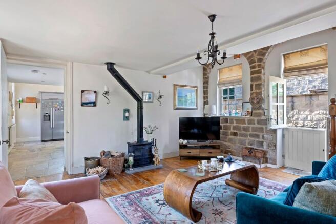 4 bed Barn Conversion for sale Image 7