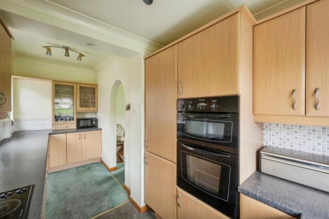 3 bed Detached Bungalow for sale Image 10