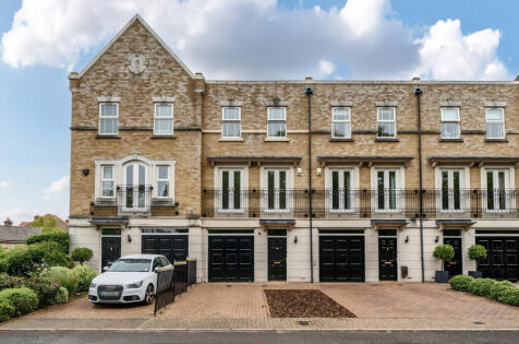 St. Martins Lane, Beckenham, BR3