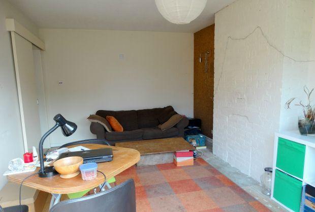 SITTING/DINING ROOM
