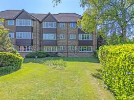 83, River Meads, Ware SG12 8EF
