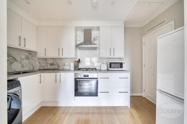 8914ee90-9896-494...