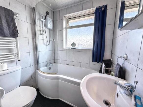 3 bed Semi-Detached for sale Image 12