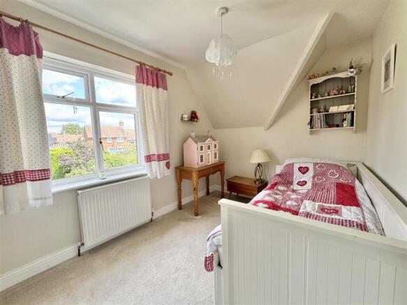 BEDROOM 3
