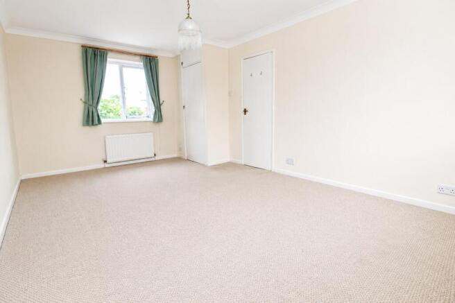 3 bed Terraced for sale Image 8