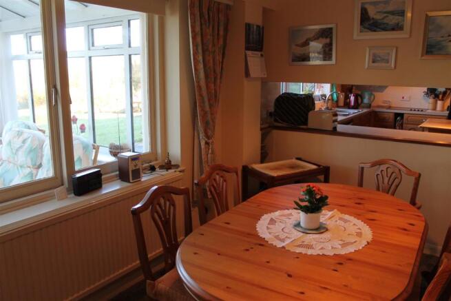Breakfast room.JPG