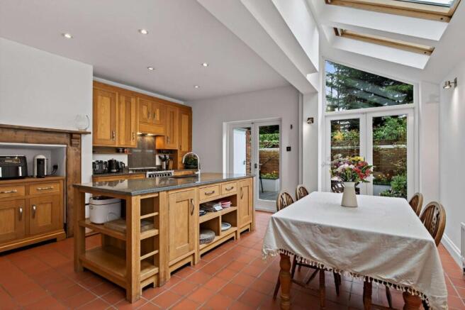 Kitchen/Dining