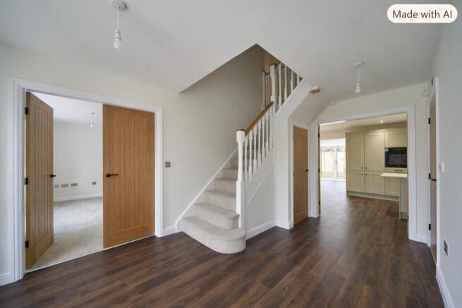 5 bed Detached for sale Image 8
