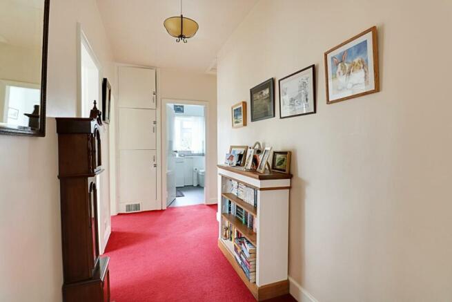 Hallway.jpg