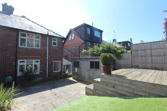 3 bed Semi-Detached to rent Image 8