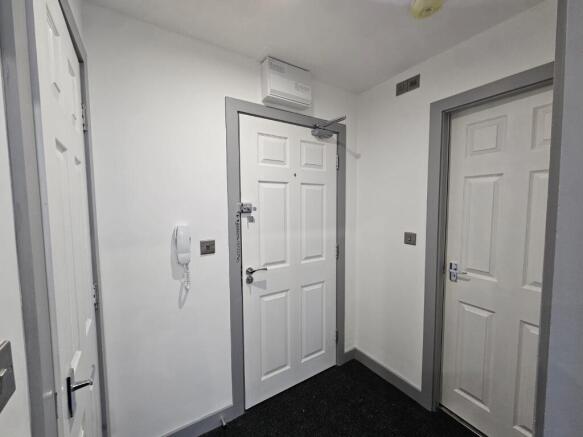 1 bed Flat to rent Image 4