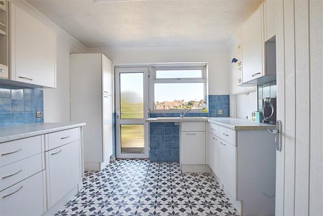 Lychgates Close, Bexhill-On-Sea photo 4