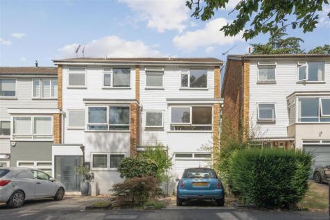 Savona Close, London