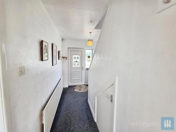3 bed Semi-Detached to rent Image 4