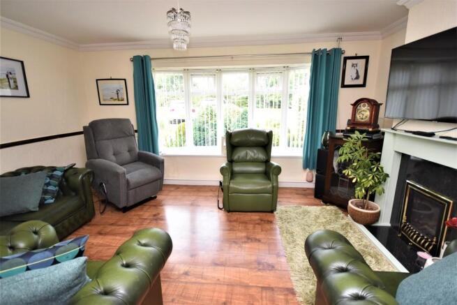 Living room 1
